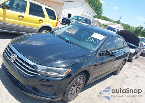 2019 Volkswagen Jetta 1.4T R-Line/1.4T S/1.4T Se z USA, uszkodzony, nr VIN 3VWC57BU1KM132947